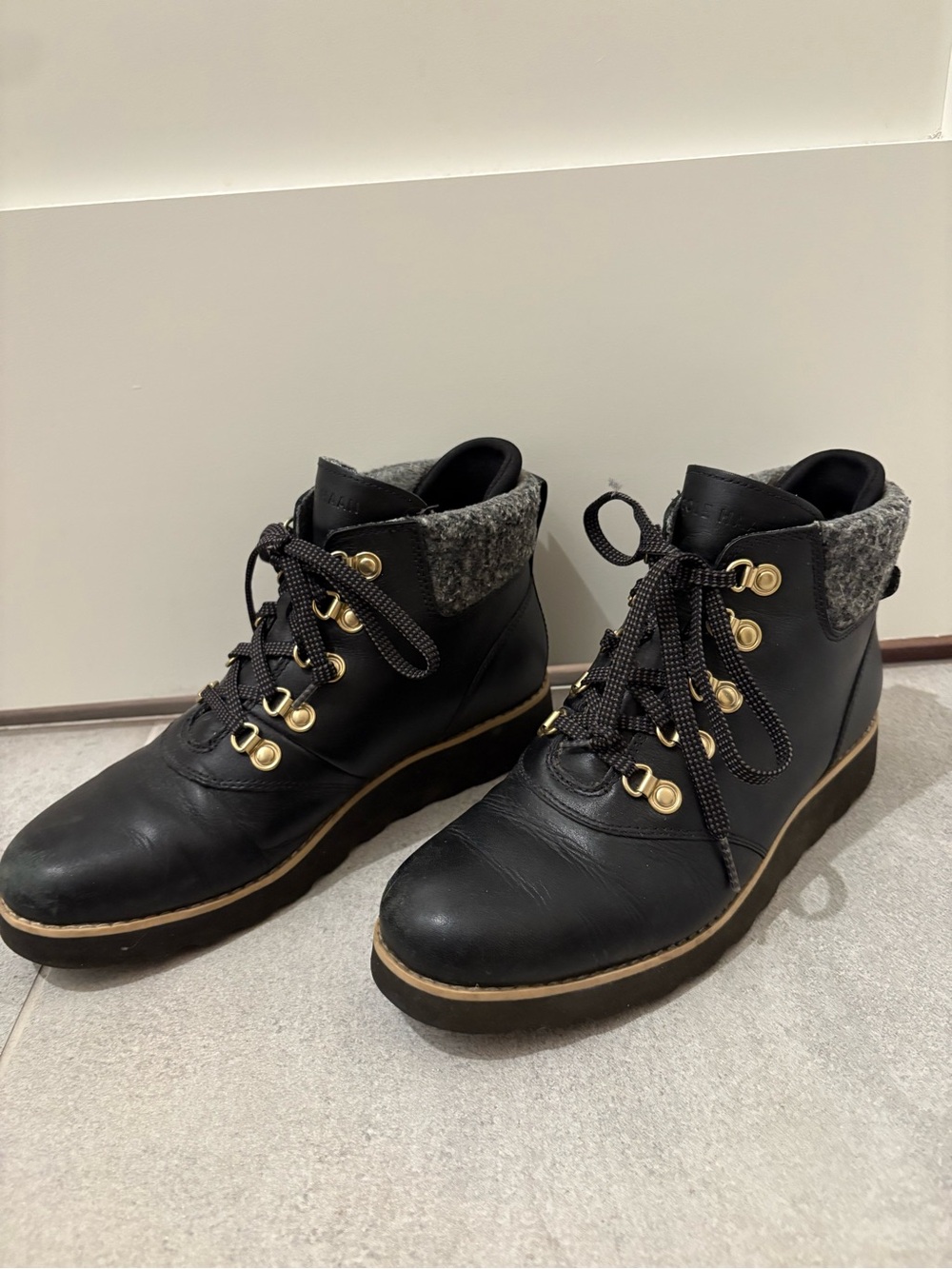 Cole Haan Black Lace-Up Ankle Boots with Gray Felt Collar